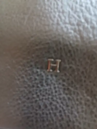 Cartera negra de cuero - miniatura 3
