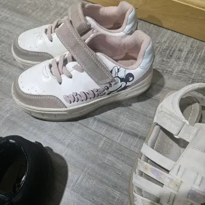 Lote de zapatos para niños - miniatura 4
