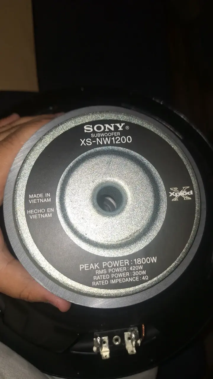 Subwoofer Sony XPLOD 1800W - 3