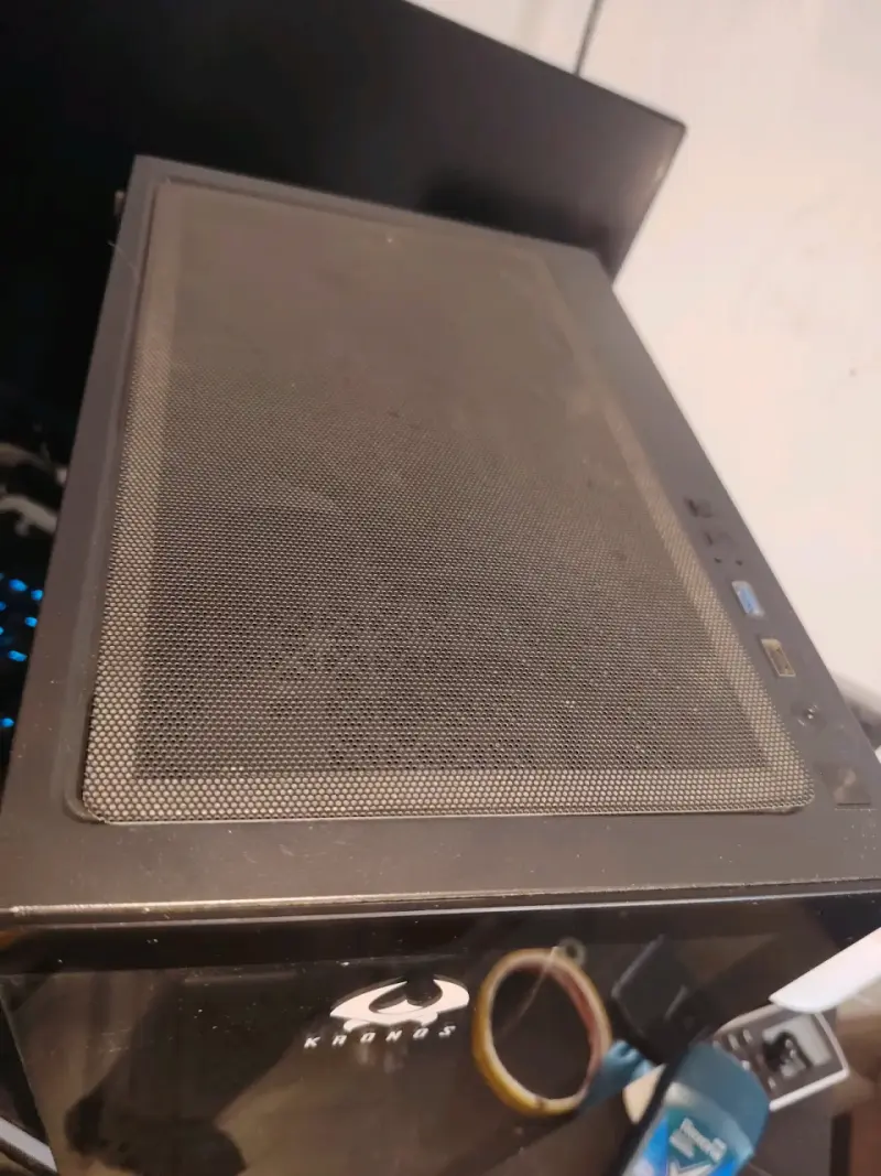 Torre PC Kronos con vidrio templado - 4