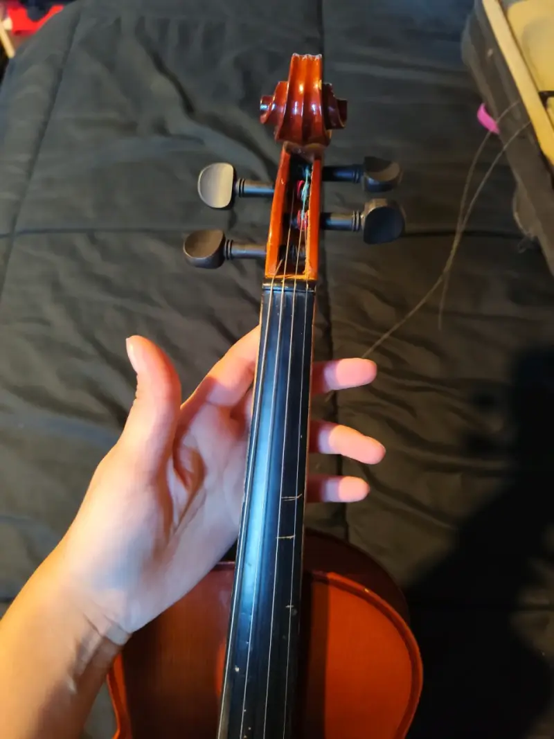 Violín clásico de madera - 4
