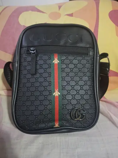 Solo venta. Bolso Gucci original - miniatura 1