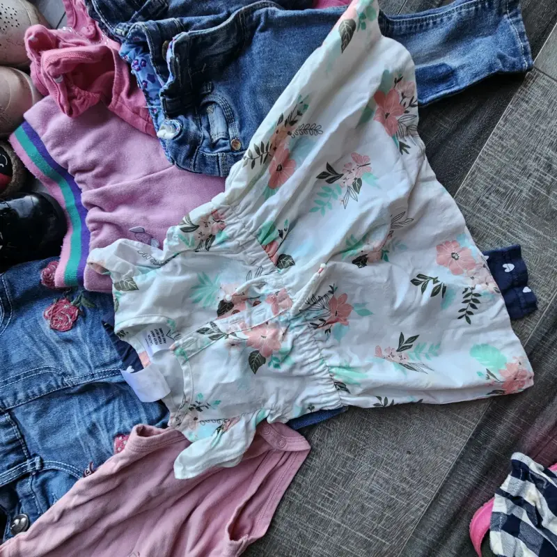 Ropa y zapatos de niña - 4