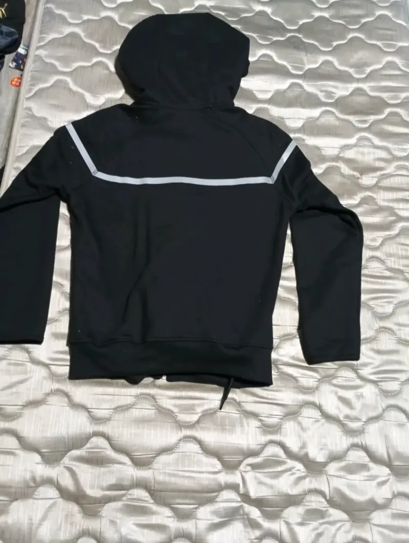 nike tech - 2