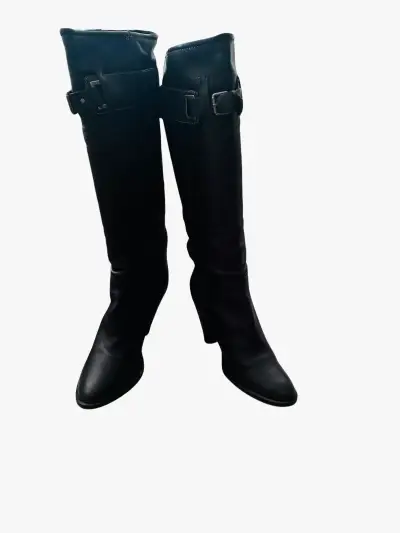 Botas negras de tacón alto - miniatura 3