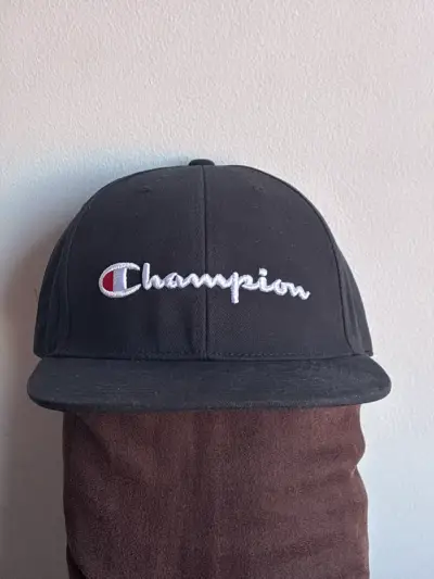 Gorra negra Champion - miniatura 1