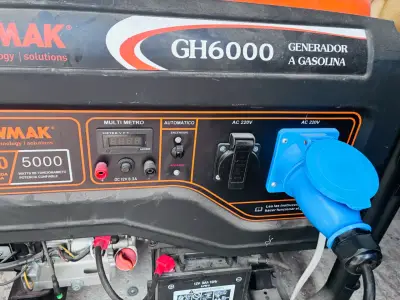 Generador eléctrico 25L naranja - miniatura 3