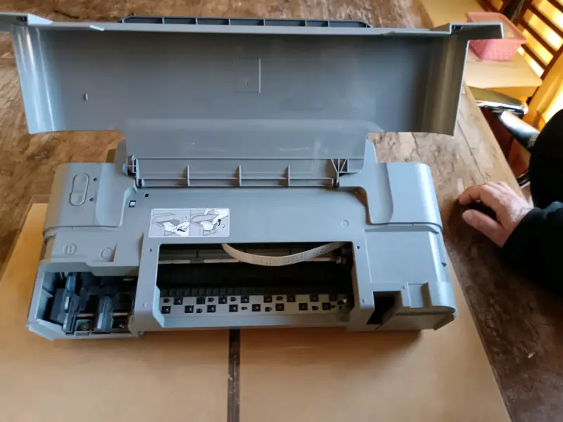 Impresora de inyección de tinta gris - 3