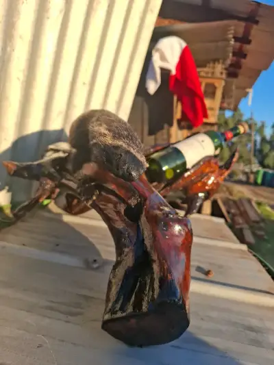 Soporte de vino artesanal en madera - miniatura 5