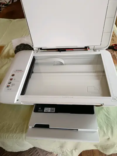 Impresora HP DeskJet 1515 - miniatura 4