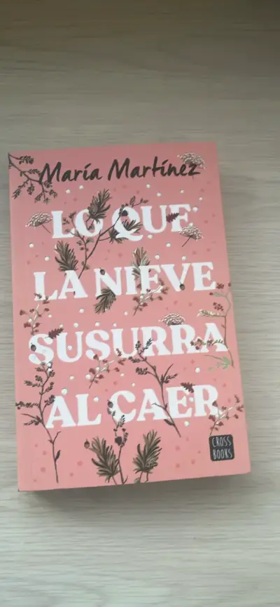 Libro 'Lo que la nieve susurra al caer' - miniatura 1