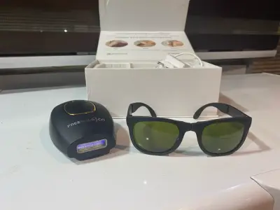 Depiladora láser Freeskin con accesorios - miniatura 2
