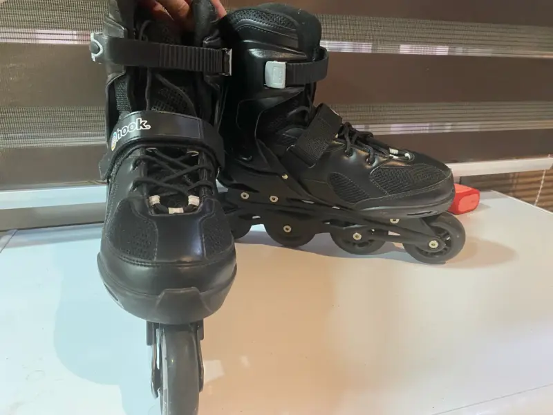 Patines en línea negros HB - 5