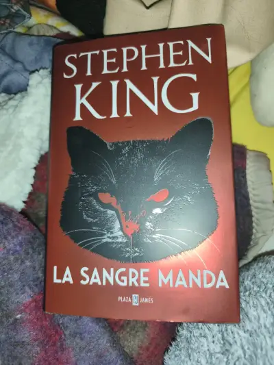 Libro La Sangre Manda de Stephen King - miniatura 1
