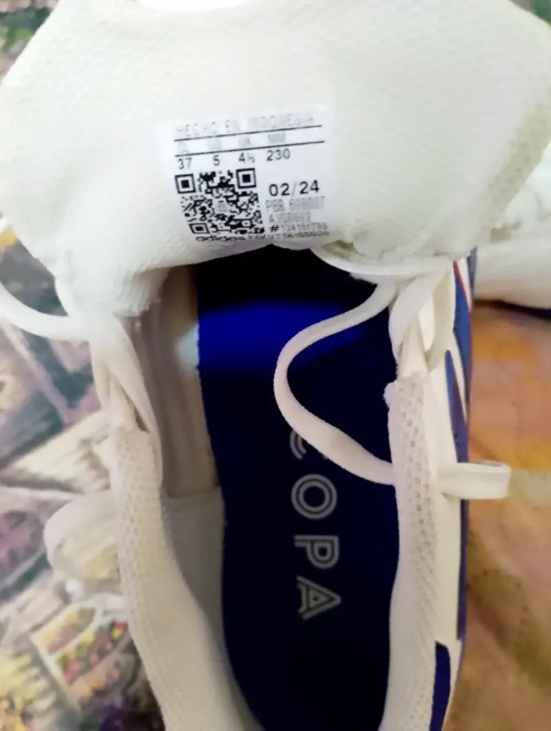 Zapatillas deportivas blancas y azules - 3