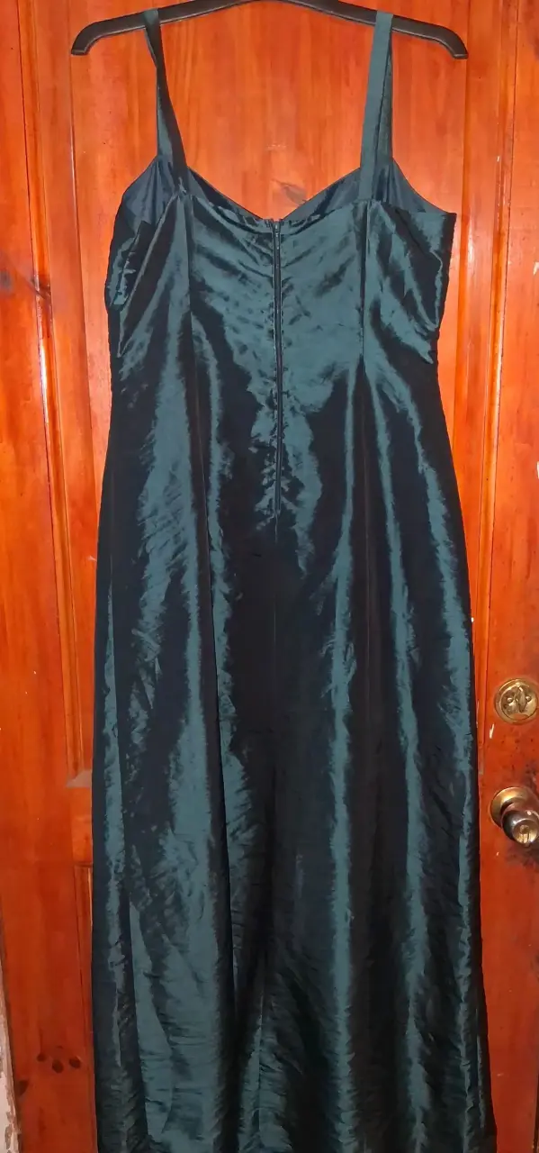 Vestido largo satinado verde - 2