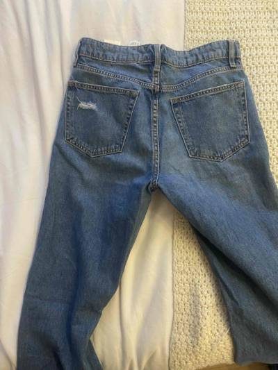 Jeans H&M ,azules con botones dorados - miniatura 2