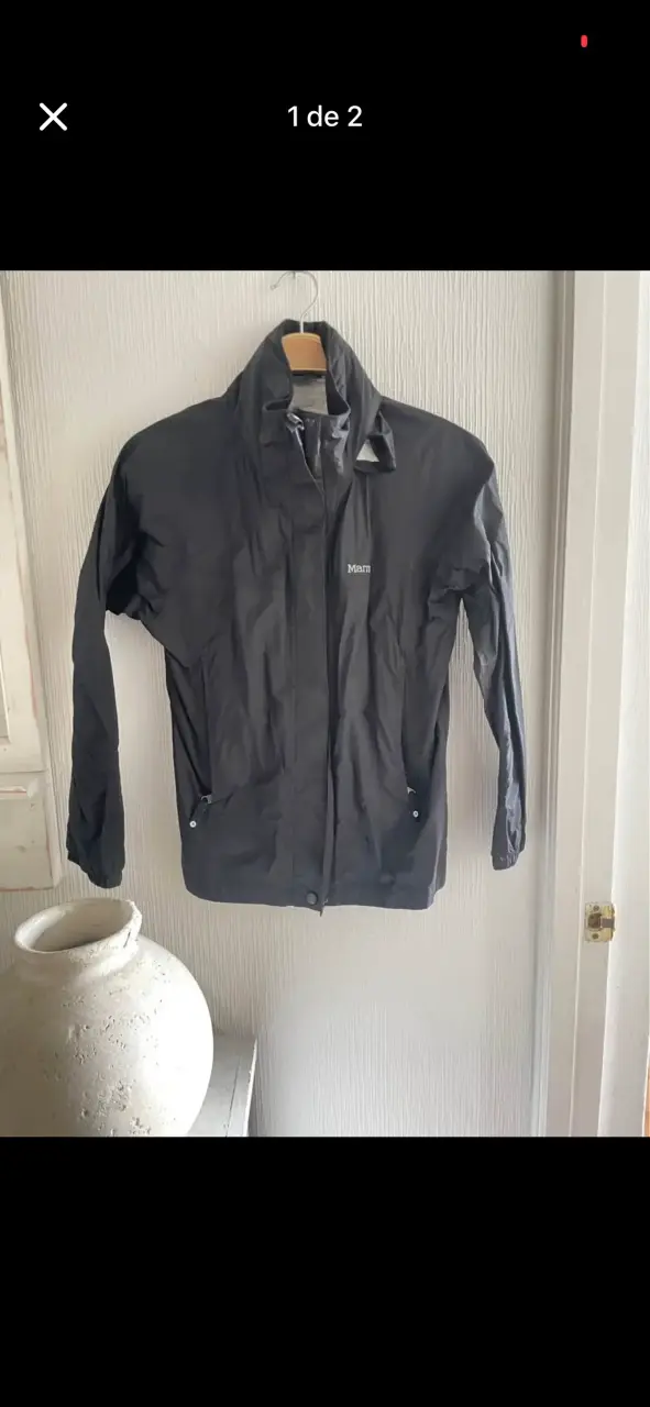 Chaqueta impermeable negra Marmot