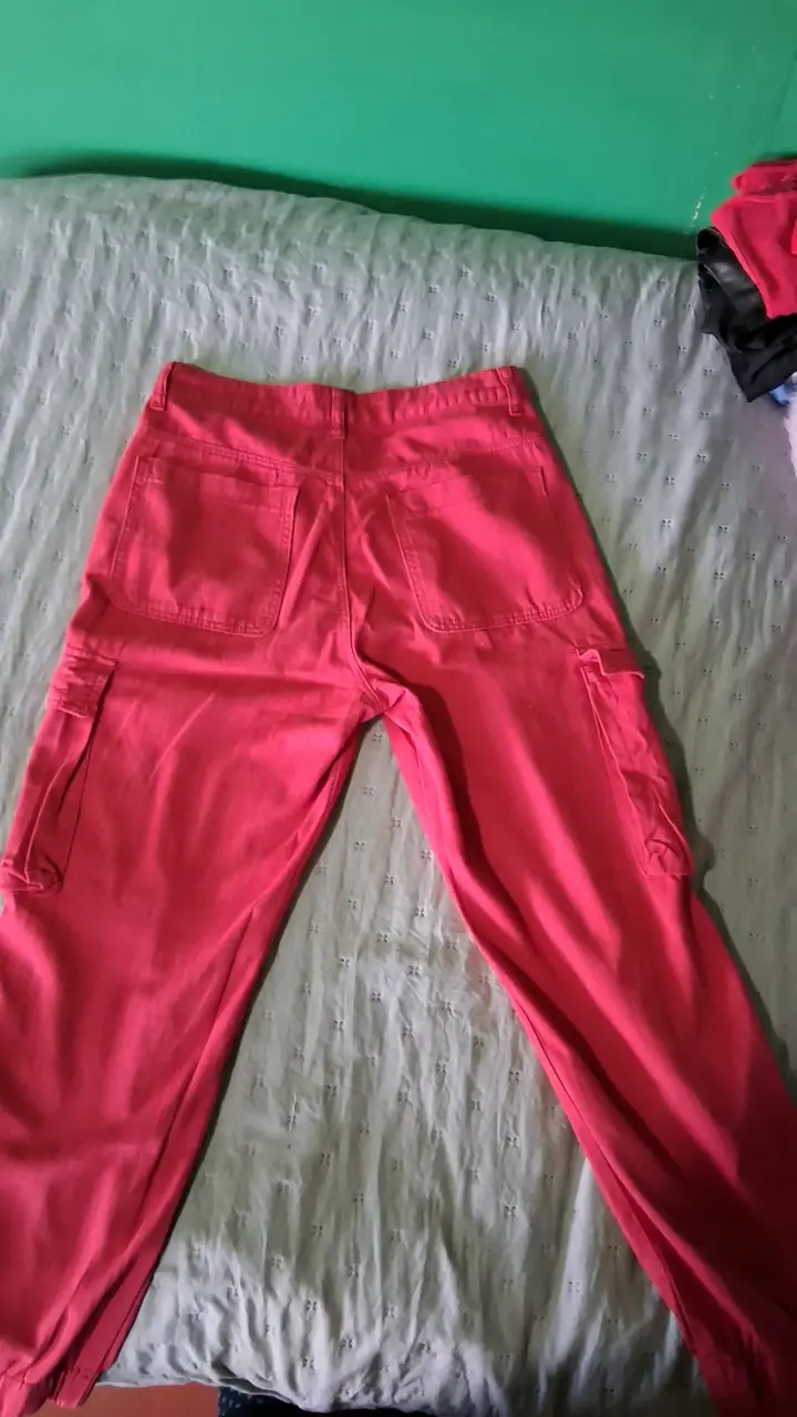 Pantalones cargo rojos - 3