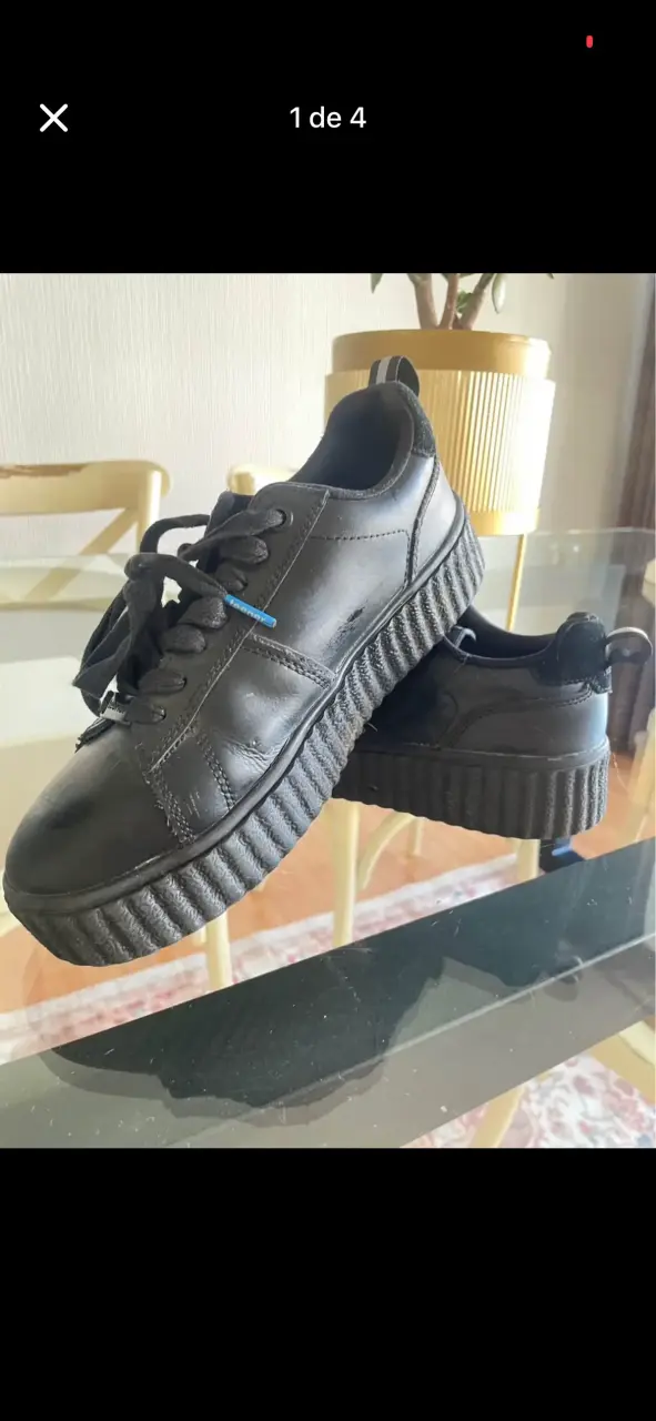 Zapatillas negras estilo casual