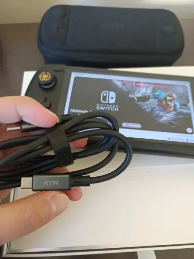 Vendo Consola Portátil (12gb - 256gb) (Snap8gen2) - miniatura 6