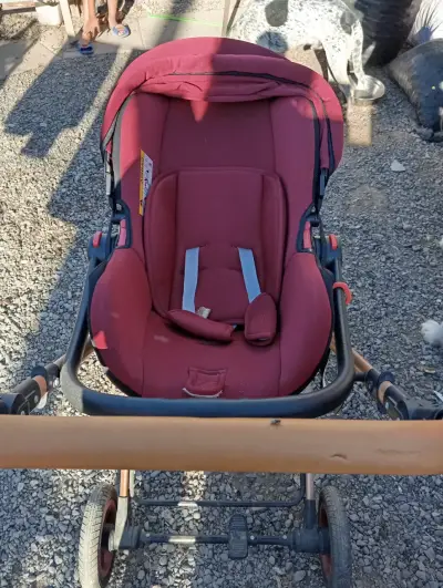 Coche para bebé rojo oscuro - miniatura 1