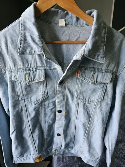 Chaqueta de mezclilla azul claro - miniatura 1