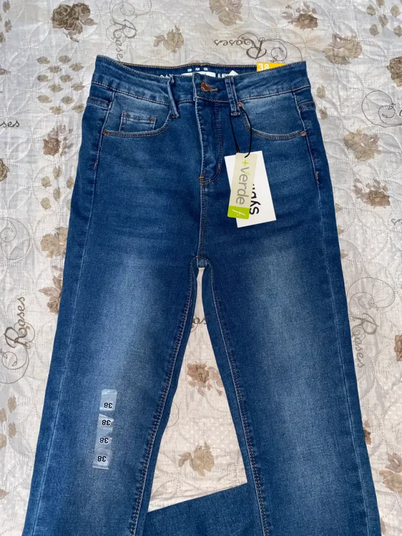 Ropa de tienda todo baratito - 2