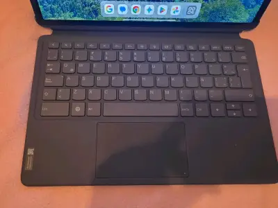 Tablet Lenovo Idea Tab Pro - miniatura 2