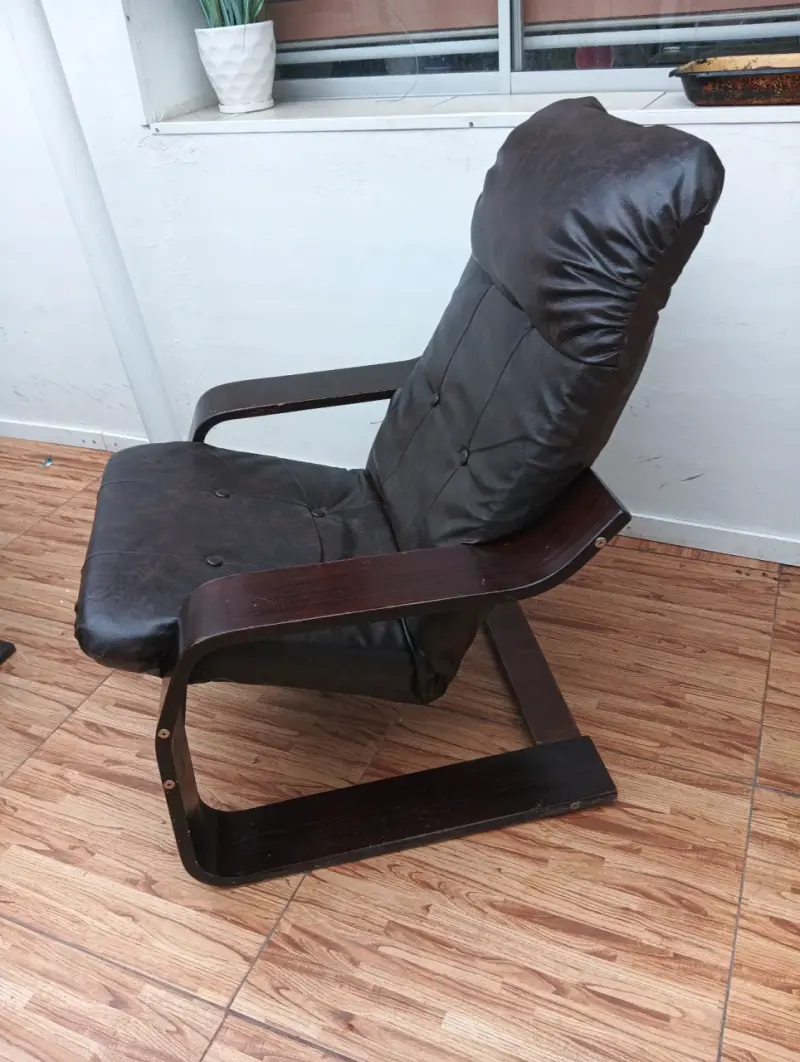 Sillon tipo Bergere color chocolate