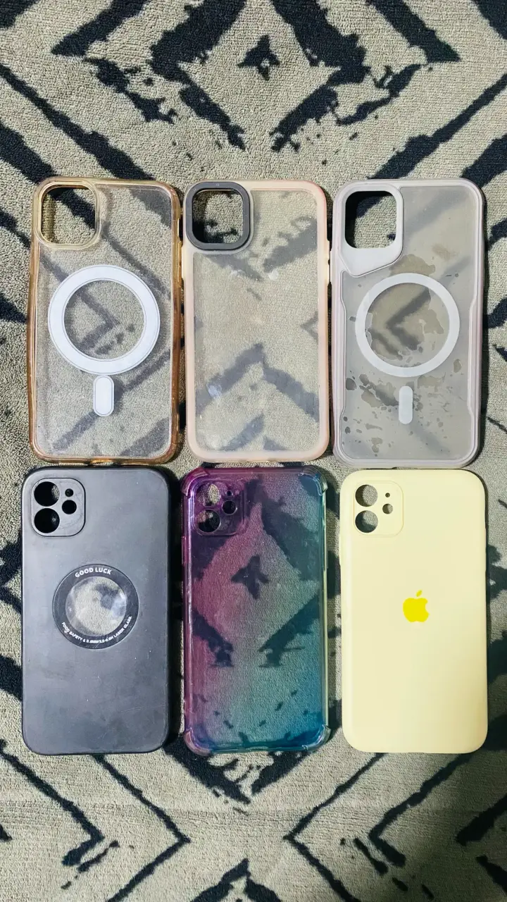 iPhone 11 - 4