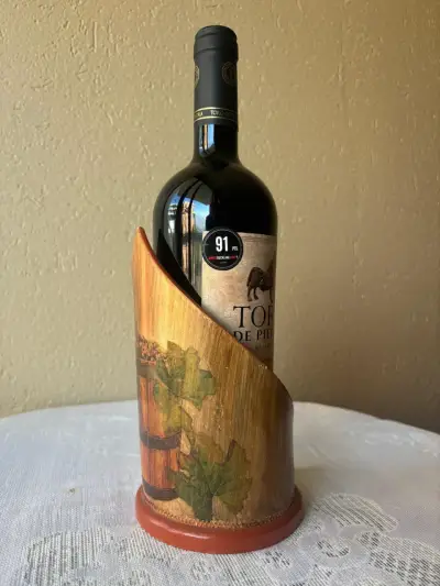 Porta botella de madera - miniatura 1