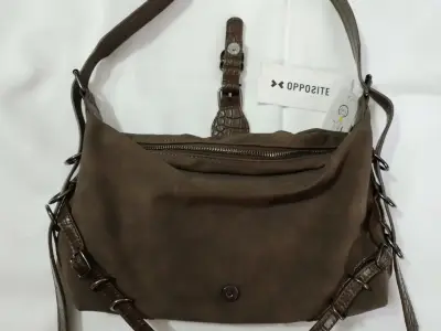 Bolso marrón con hebillas - miniatura 4