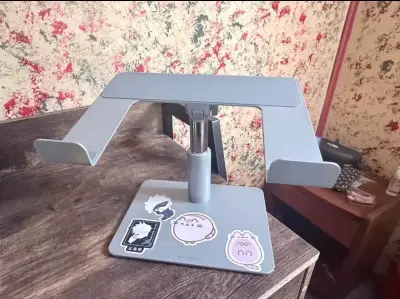 Soporte ajustable para laptop 27” - miniatura 1