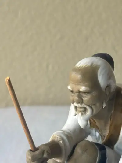 Figura de cerámica de anciano - miniatura 3