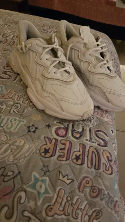 Zapatillas deportivas blancas - miniatura 3
