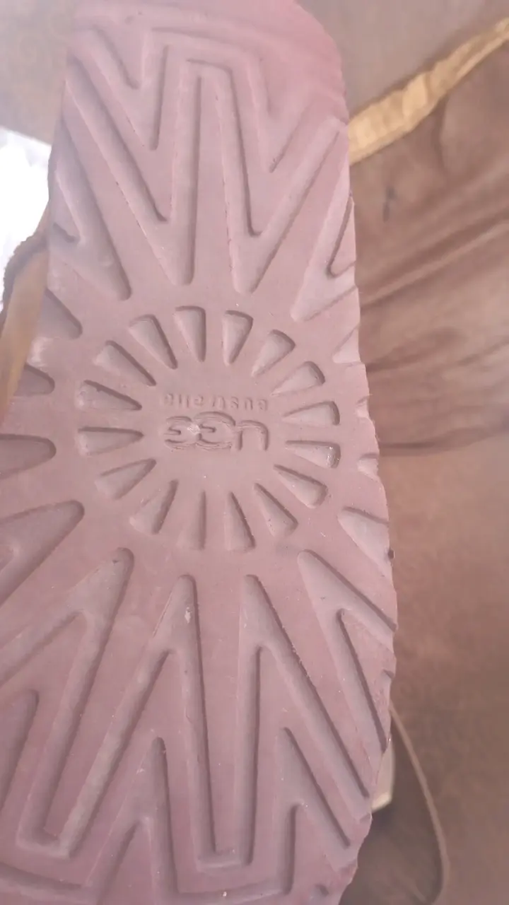Botas de cuero marrón forradas ugg - 4