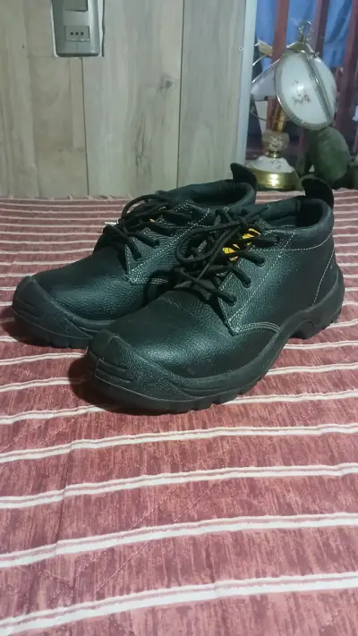 Zapatos de seguridad negros - miniatura 1