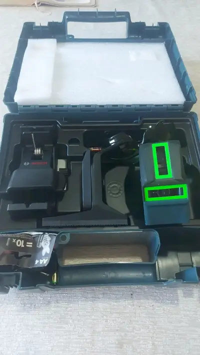 Pack Laser y Tripode Bosch - miniatura 2