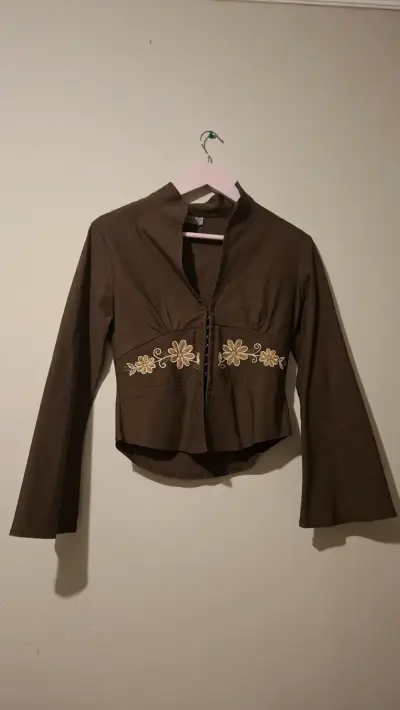 Chaqueta marrón con bordado floral S-M - miniatura 1