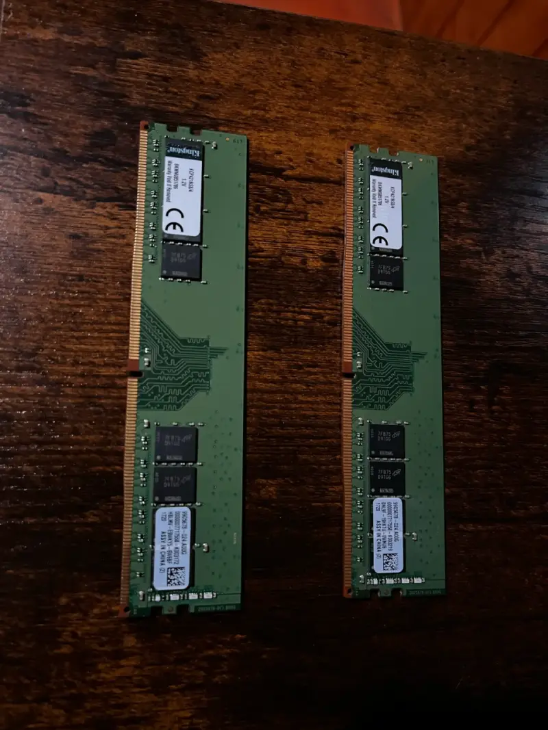 Memorias RAM Kingston 4gb - 1