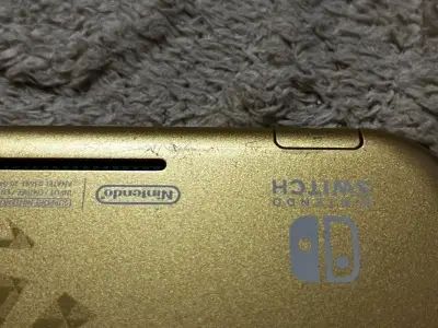 Nintendo Switch Zelda con estuche - miniatura 3