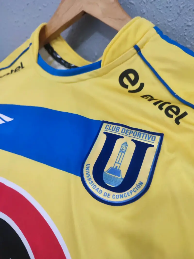 Camiseta Universidad de Concepción - 3