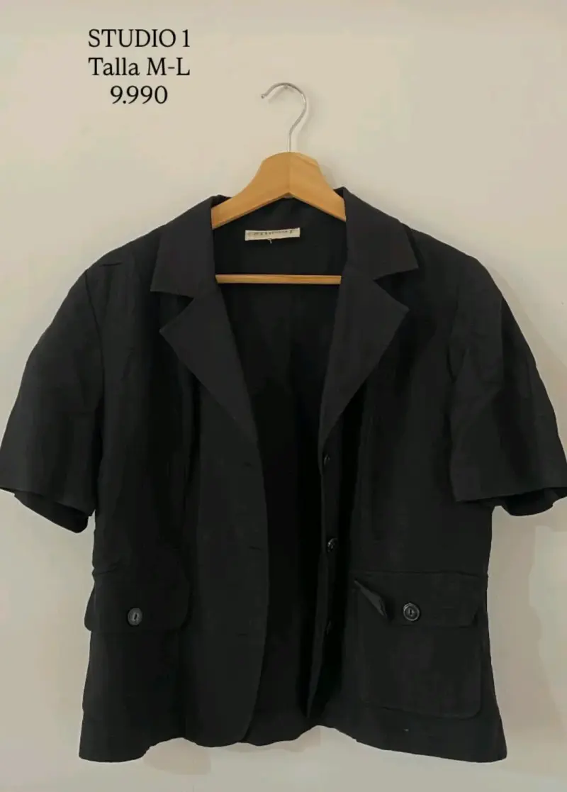Chaqueta negra Studio 1