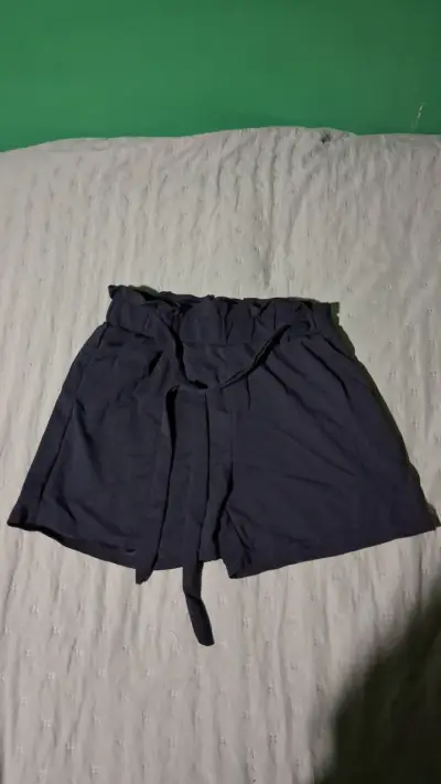 Shorts azul oscuro con lazo - miniatura 2