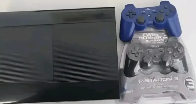 Consola PlayStation 3 Slim 30 juegos instalados - 1
