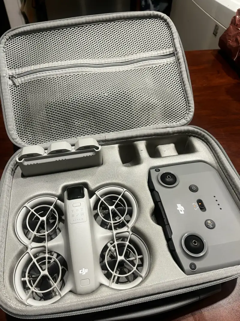 Drone DJI Neo Fly More Combo con estuche - 3