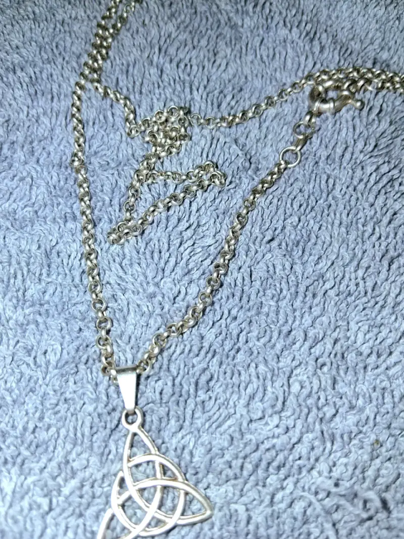 Collar de plata con dije celta - 2
