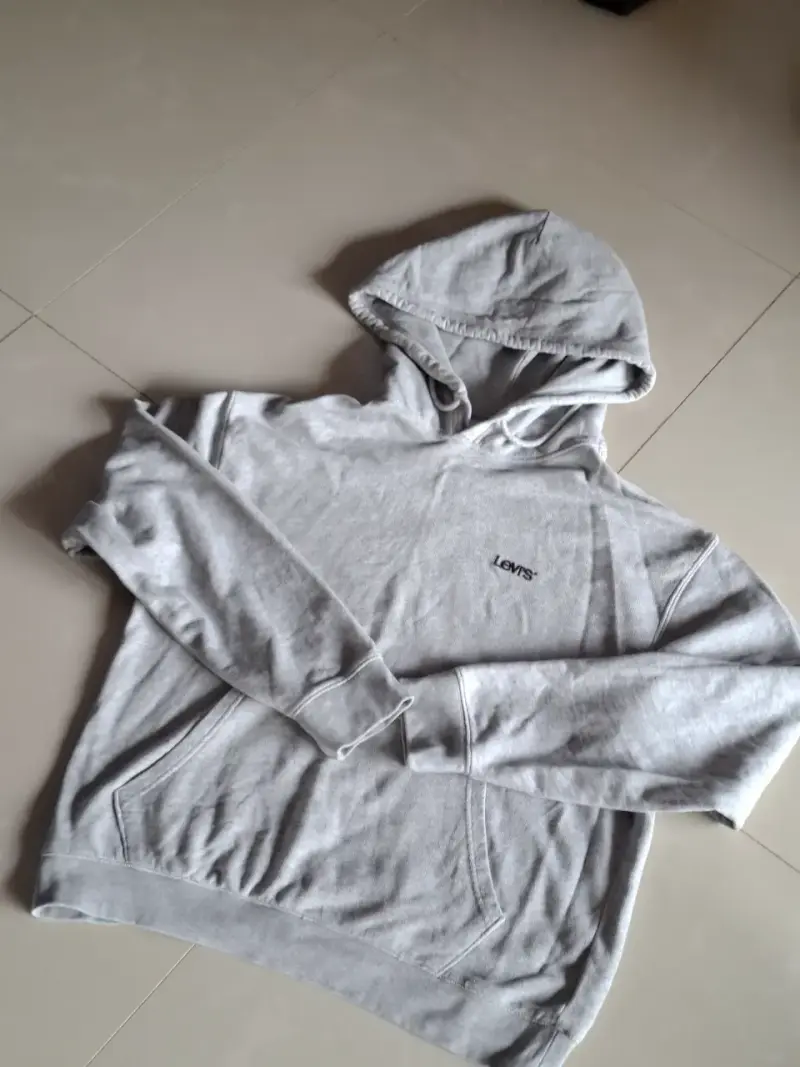 Polerón gris con capucha Levi's Original