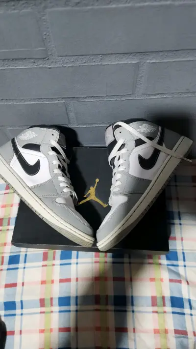 Jordan 1 mid light smoke grey - miniatura 11
